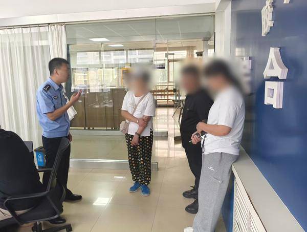 从广告弹窗到现金“投资” 胶州公安7小时紧急劝阻